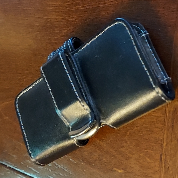 VTG Leather Flip Phone / Pager Case with Belt Clip - Picture 4 of 5
